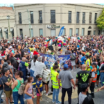La ciudad vivió un finde largo a puro amor y carnaval